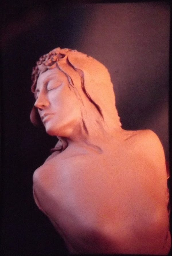 EVE red art clay.
